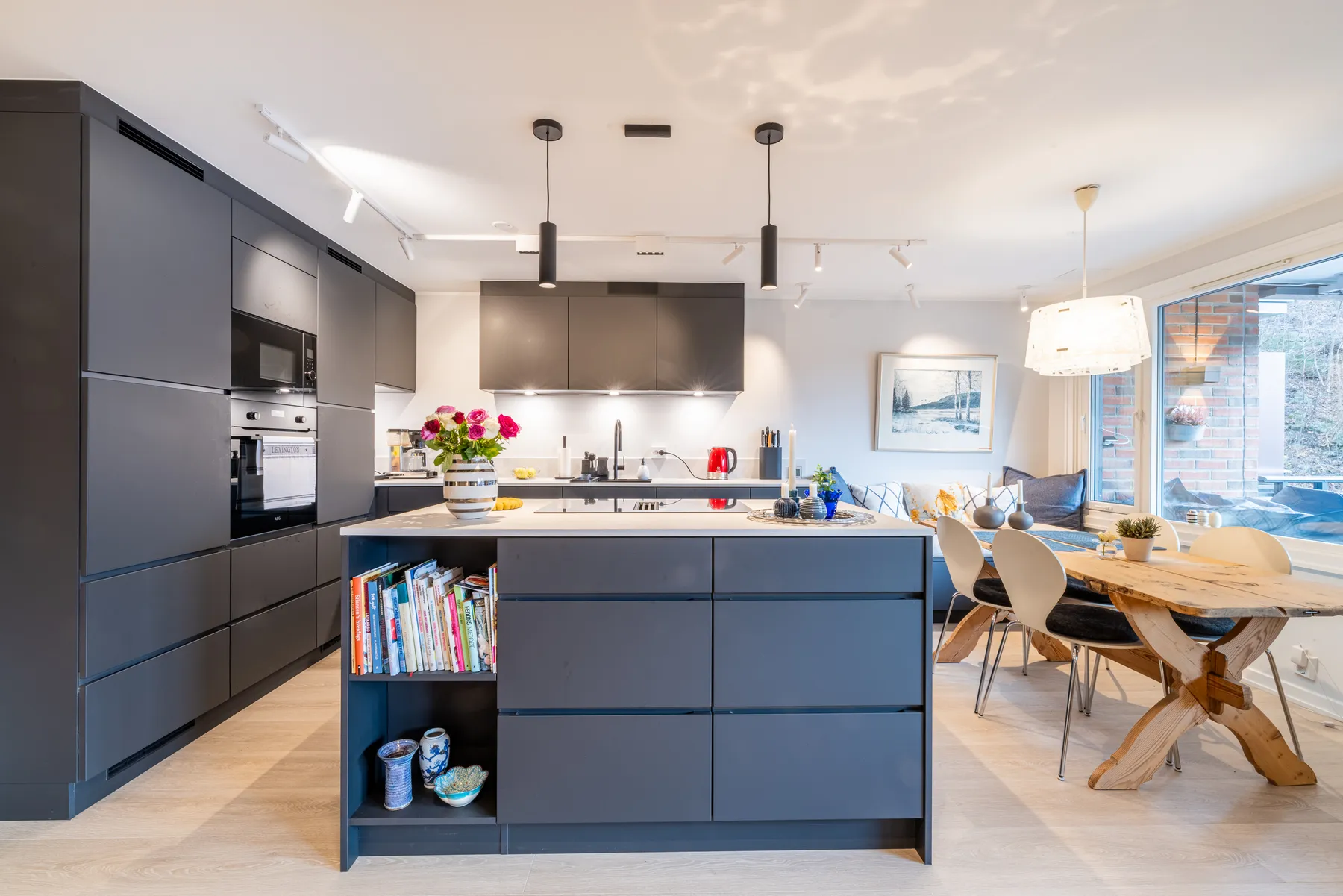 Totalrenovert leilighet — prosjektfoto 1